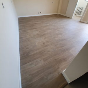 Quick Step / Smart - Carvalho natural Havana com marcas de serra 